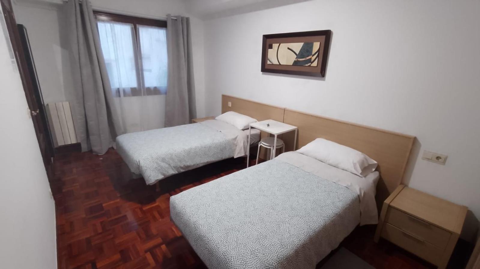 Апартаменты Casa Caminante - Habitacion Памплона Экстерьер фото